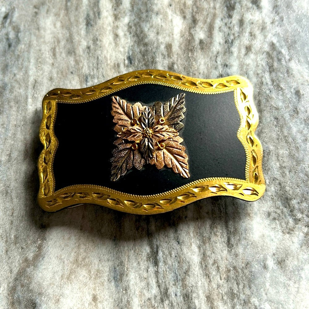 Black Hills Gold Belt Buckle, perfect condition, Landstroms Lazy K
